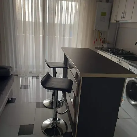 Apartment 2 Dormitoare Si Living Bloc Nou Navodari