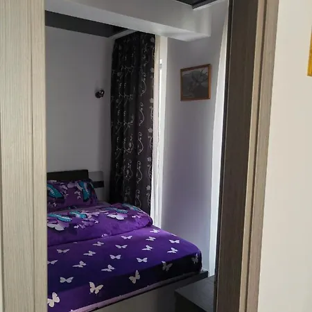 2 Dormitoare Si Living Bloc Nou Apartment